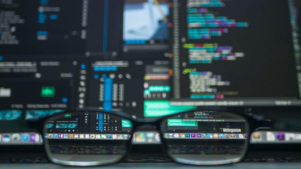 Glasses in front of data model