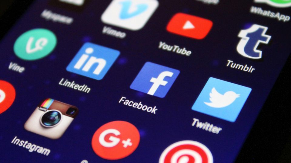 social media apps on phone