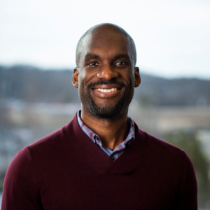 Jonathan Wynn Smith Headshot